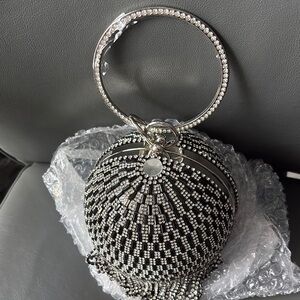 Elegant Black and Silver Beaded Clutch